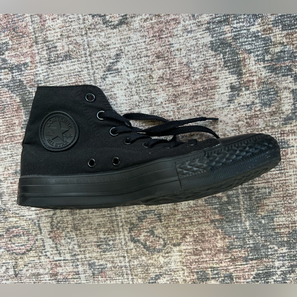 Converse Chuck Taylor All Star Canvas Black Monochrome size: women's 8 men's 6